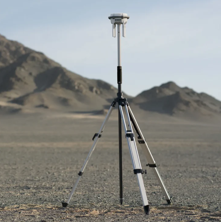 D-RTK 3 Multifunction Station + Survey Pole Kit